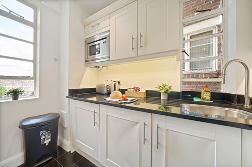512 – One Bed Superior