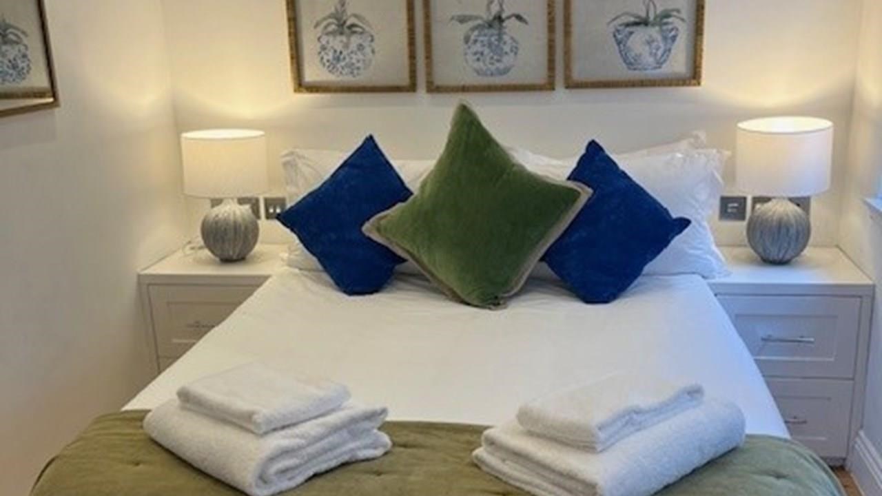440 – One Bed Superior