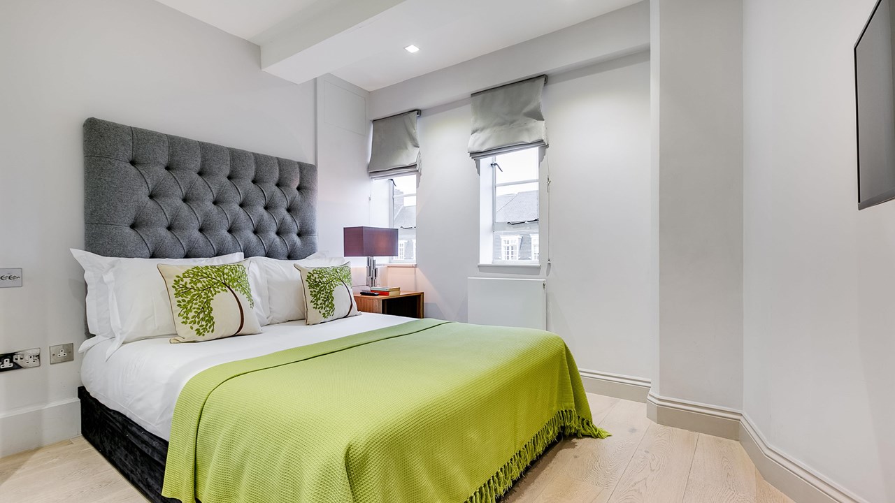 738 – One Bed Superior
